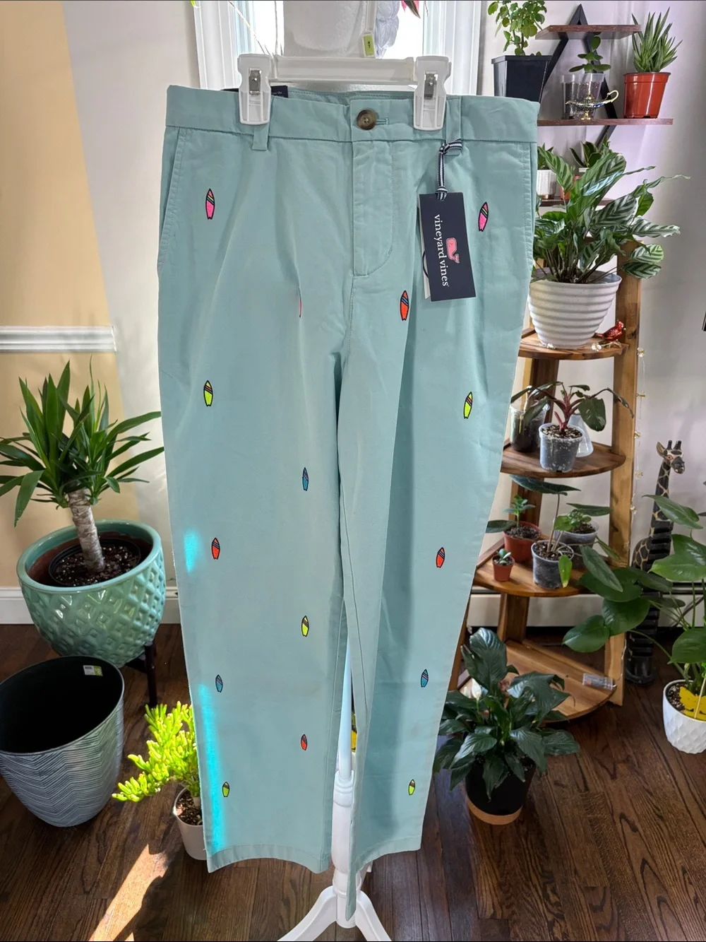 Vineyard Vines Seafoam Chinos with Colorful Surfboard Embroidery size 16